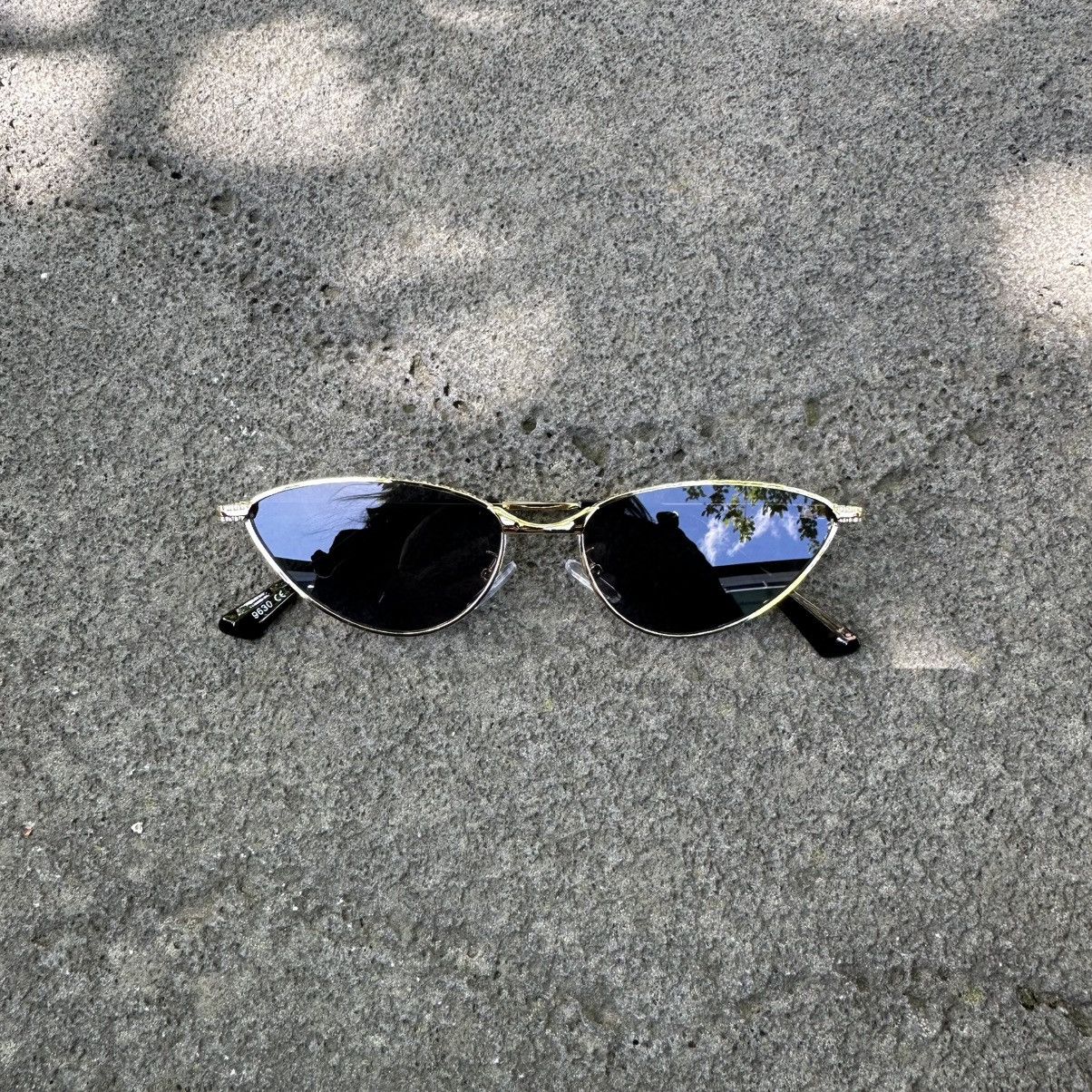 Other Y2K Unisex Sunglasses Retro Fashion Shades QZ1396-9630-01 Size ONE SIZE - 1 Thumbnail