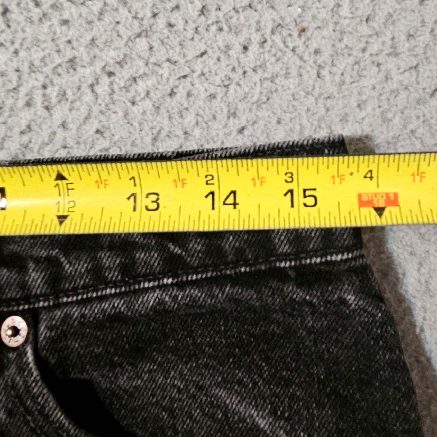 Levi's VINTAGE Levi's 550 Relaxed Tapered Leg Black Denim Jeans USA 90s 33x34 Mens Size US 33 - 8 Thumbnail