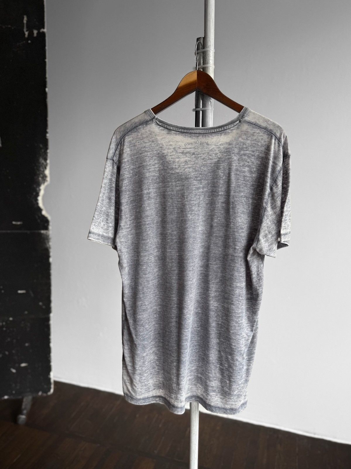 Designer Smog Company Mens Grey Acid Wash V-Neck Graphic SS T-Shirt Size US XXL / EU 58 / 5 - 2 Thumbnail