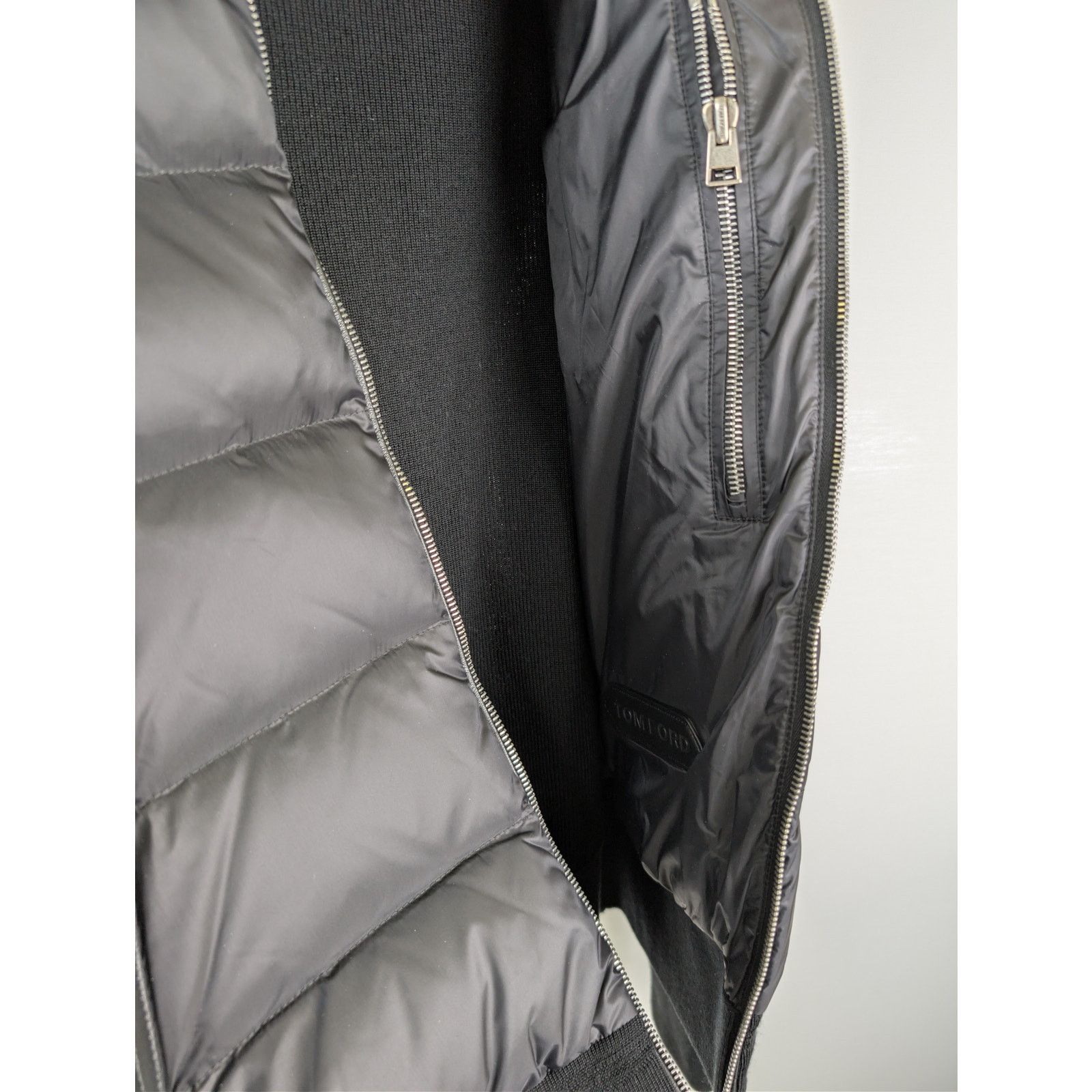 Tom Ford o1rshd1 CC20 Media Puffer Front Merino Wool Cardigan Jacket Size US M / EU 48-50 / 2 - 9 Thumbnail
