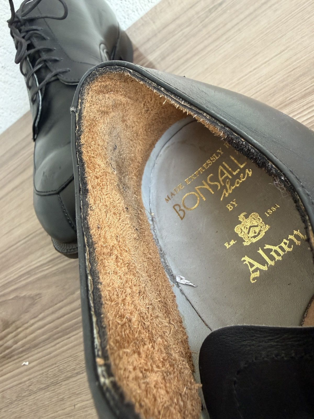 Alden V-tip Blucher derby exclusive piece Size US 10.5 / EU 43-44 - 14 Thumbnail