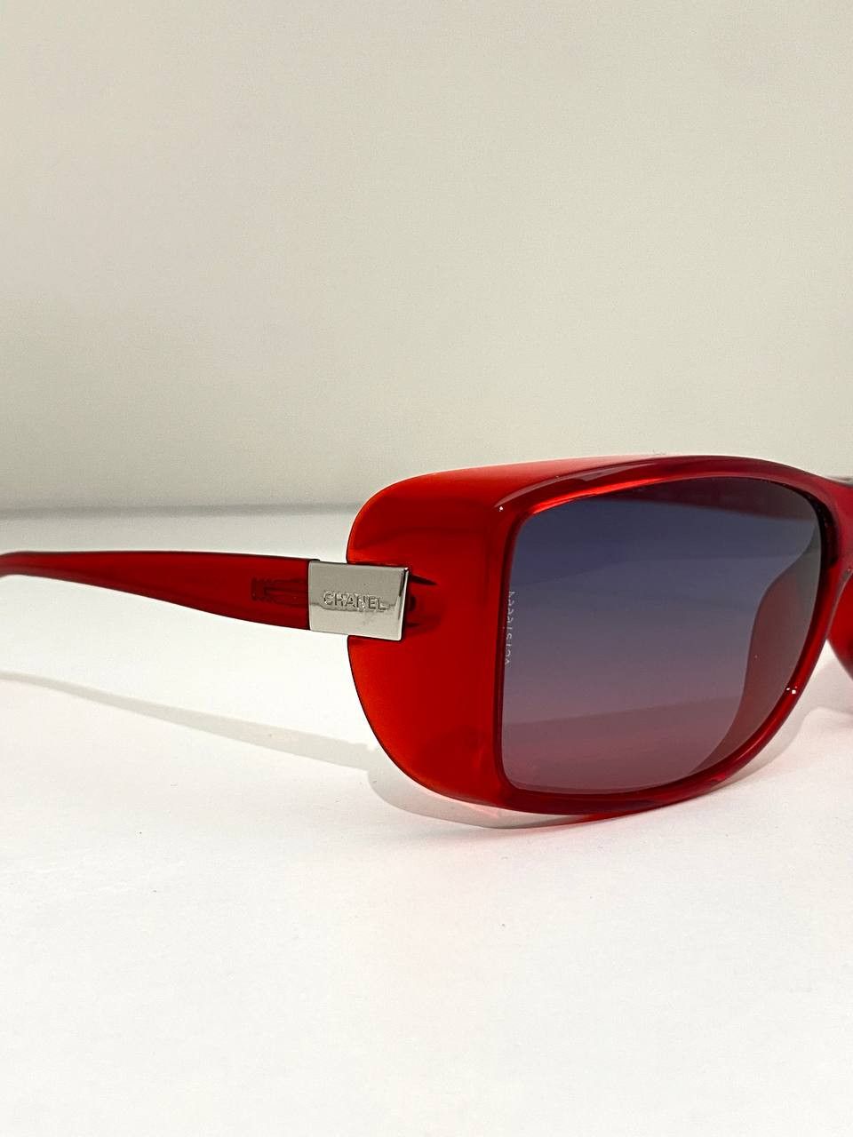 Chanel Chanel CC Logo Shield Oversized Vintage Red Sunglasses Y2K Size ONE SIZE - 6 Thumbnail