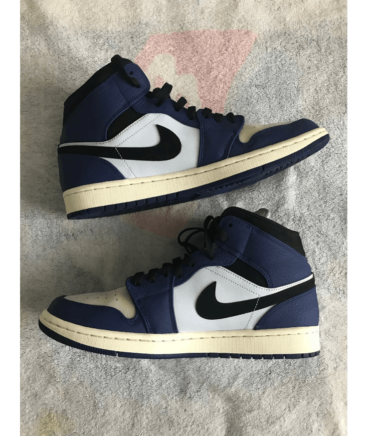 Nike Nike Air Jordan 1 Retro Mid SE 'Deep Royal Blue' 2018 Size US 10 / EU 43 - 1 Thumbnail