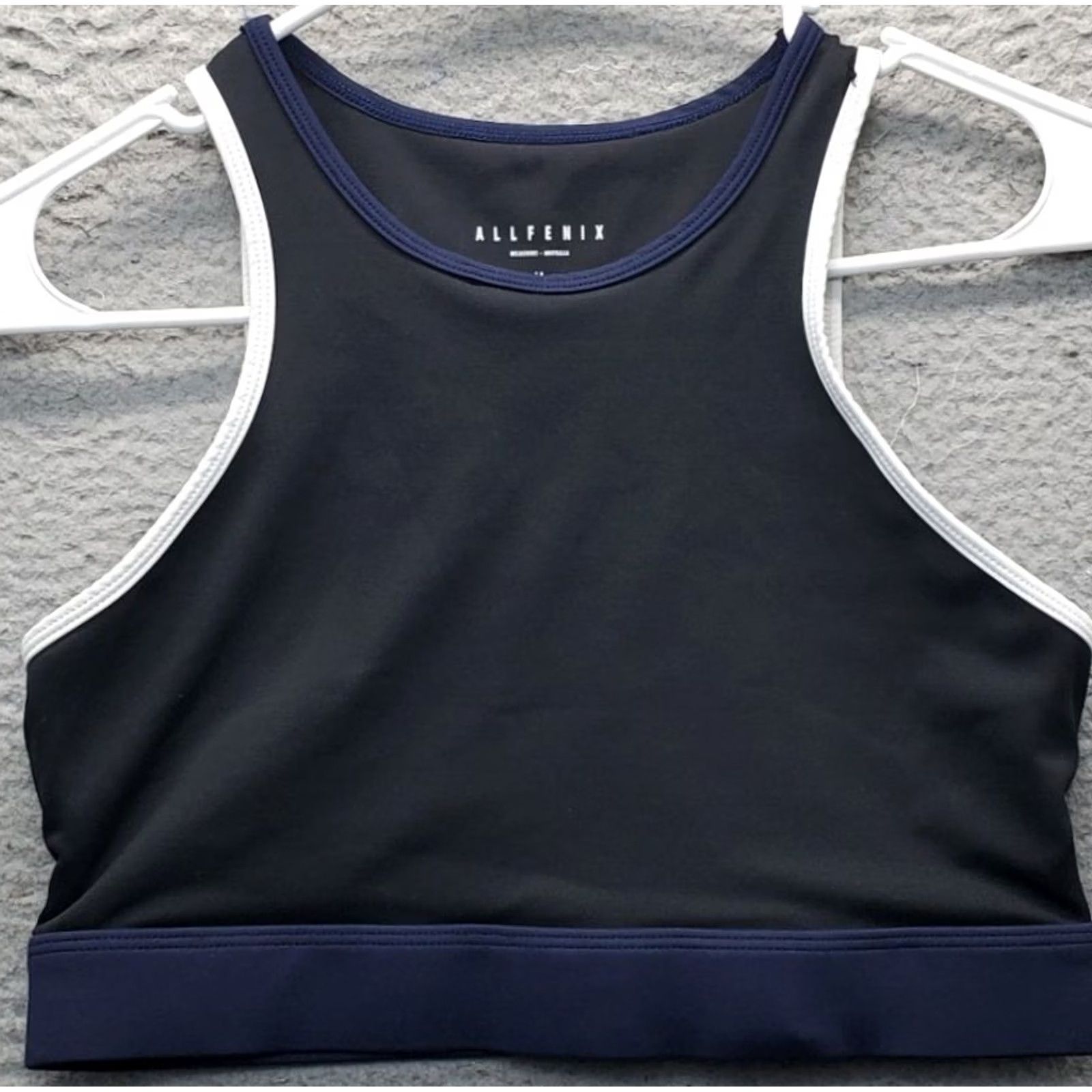 Vintage AllFenix Sports Bra Womens M Black Stretch Athletic Gym Training Round Neck Shirt Size ONE SIZE - 2 Thumbnail