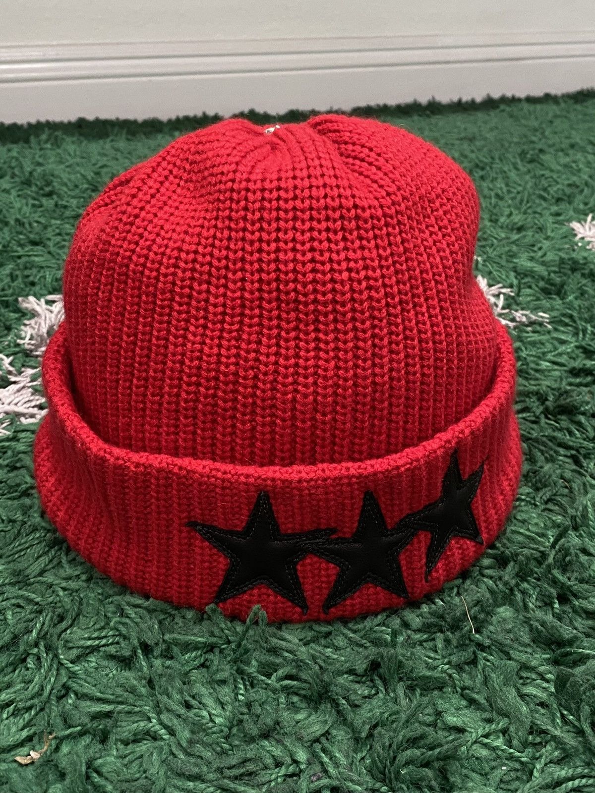 Chrome Hearts Chrome Hearts Sludge Triple Star Patch Red Cashmere Beanie Size ONE SIZE - 1 Thumbnail