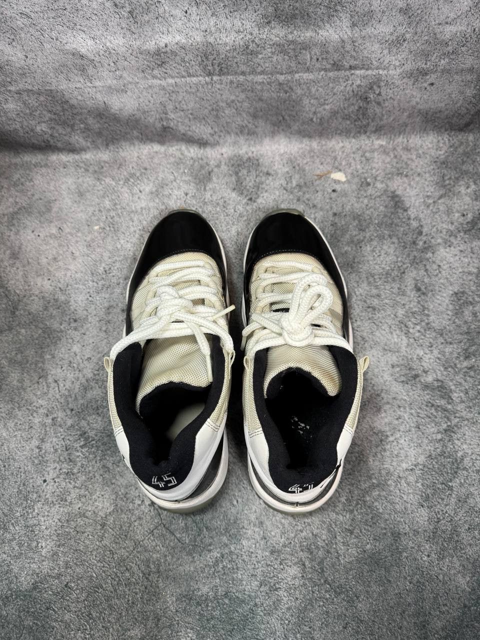 Jordan Brand Size 8 | Jordan 11 Concord No Box | Pre-Owned Size US 8 / EU 41 - 4 Thumbnail