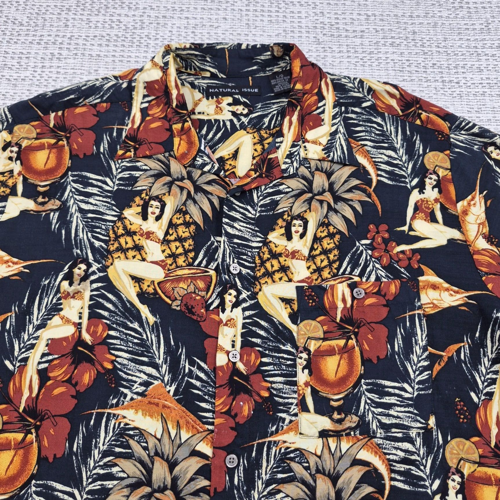 ALOHAS Natural Issue Hawaiian Button Up Shirt Mens Large L Multicolor Short Sleeve Pockets Breathable Casual Beach Tiki Pin-Up Graphic Print 90s Style? Size US L / EU 52-54 / 3 - 4 Thumbnail