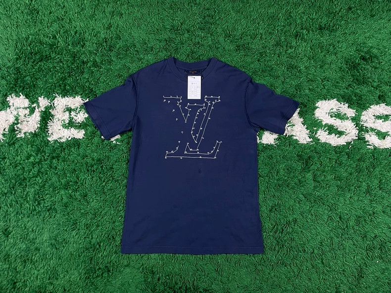 Louis Vuitton Louis Vuitton Blue Short Sleeve Tee S Size US L / EU 52-54 / 3 - 1 Thumbnail