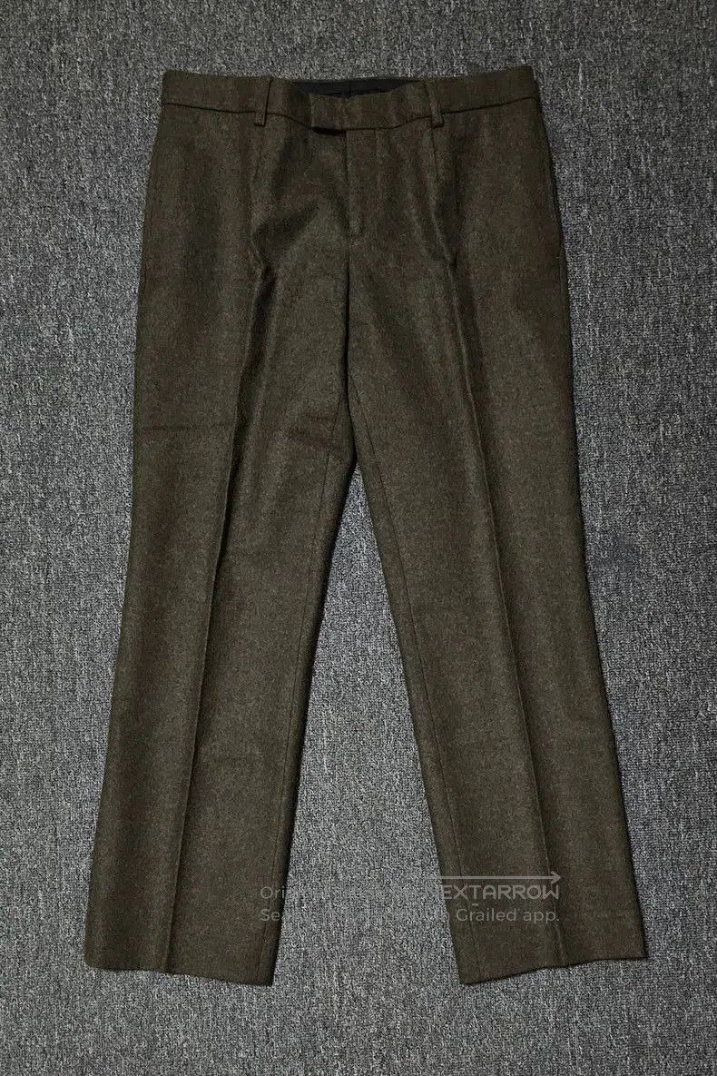 Burberry Wool Casual Dress Pants.