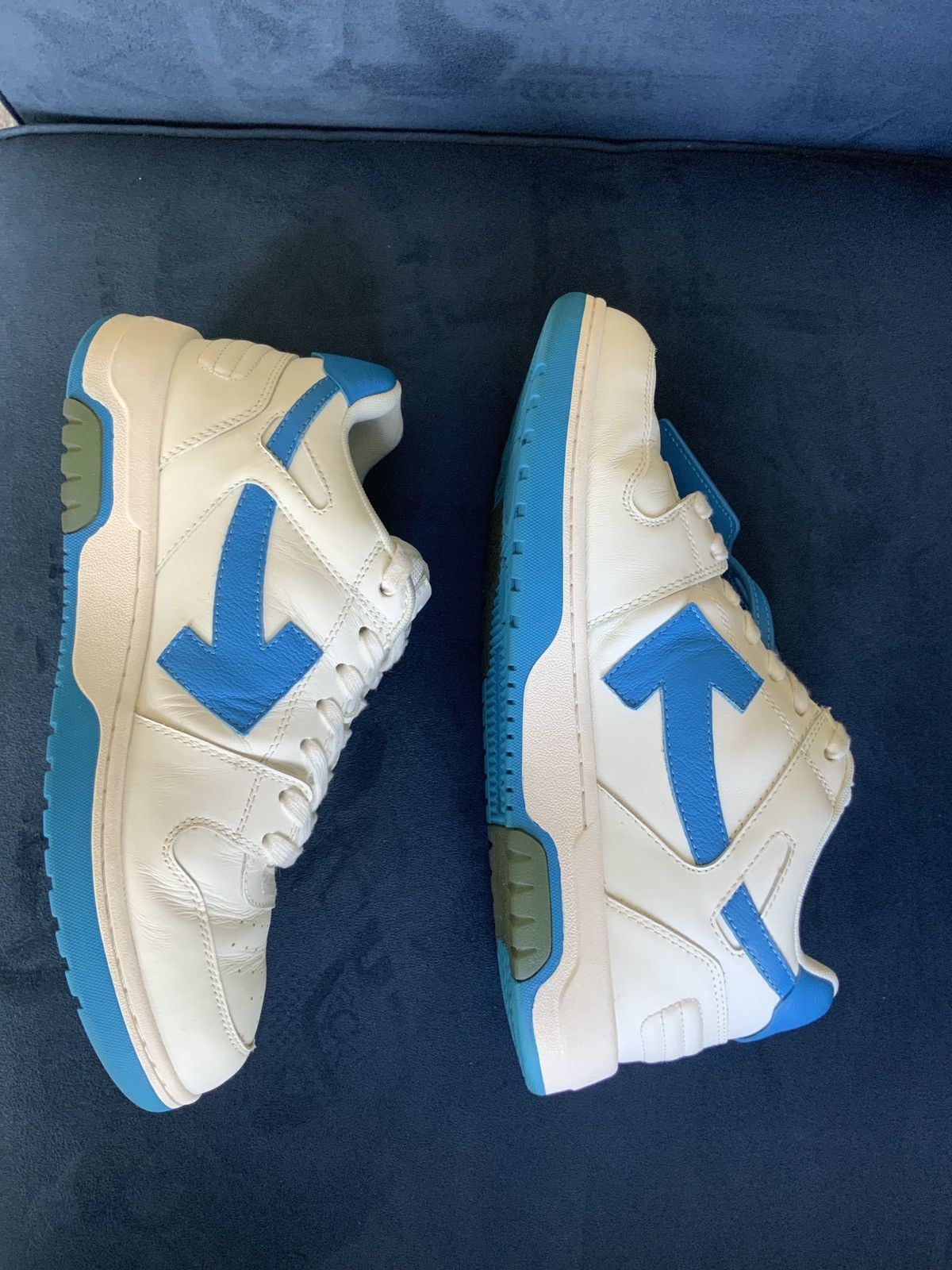 Off-White Out of office Size US 9 / EU 42 - 2 Thumbnail