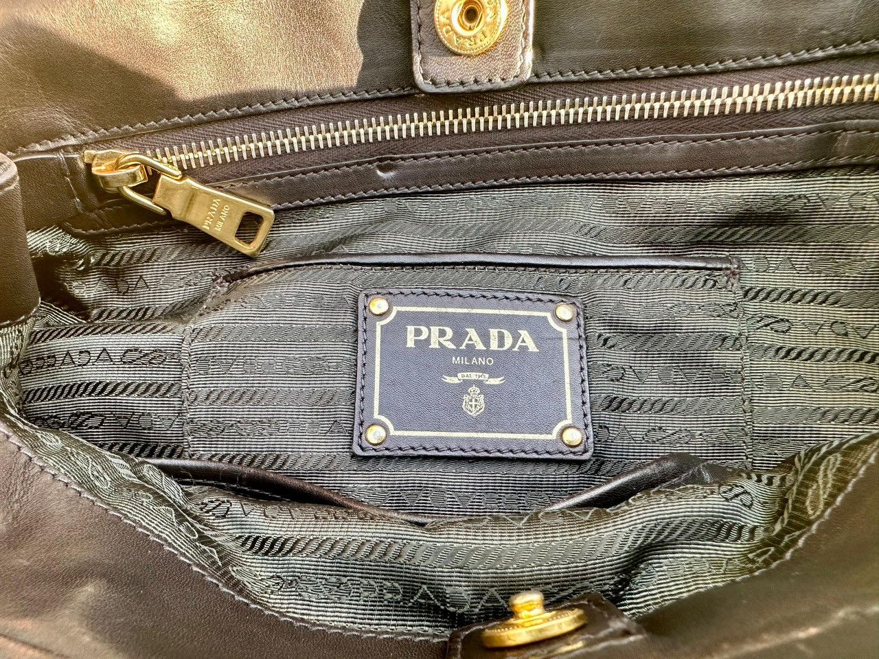 Prada Authentic Prada Tessuto Nylon Medium Frame Nero Tote Bag Size ONE SIZE - 10 Thumbnail