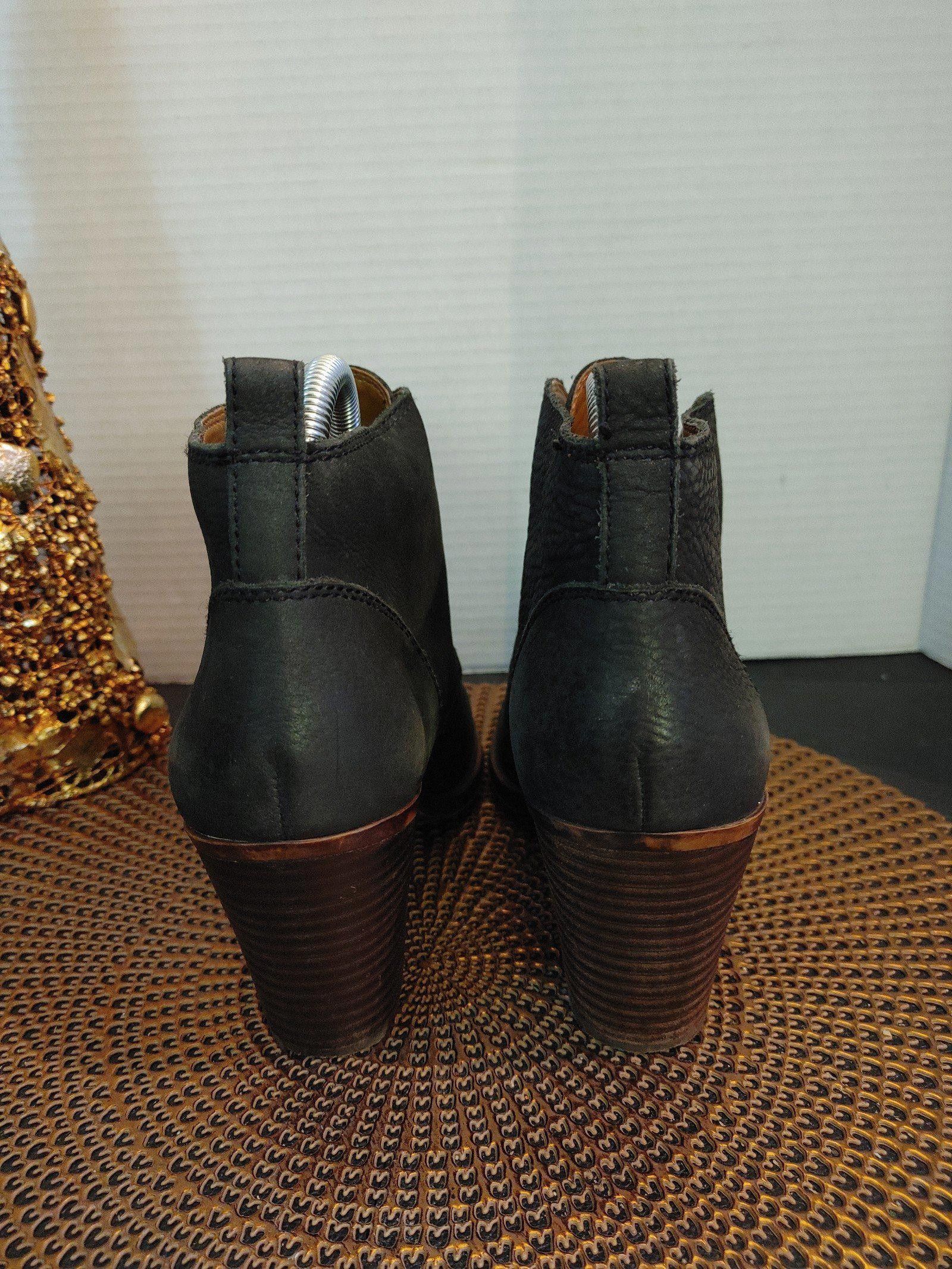 Lucky Brand Lucky Brand Ehllen Leather Ankle Booties Size 9M Size US 9 / IT 39 - 5 Thumbnail