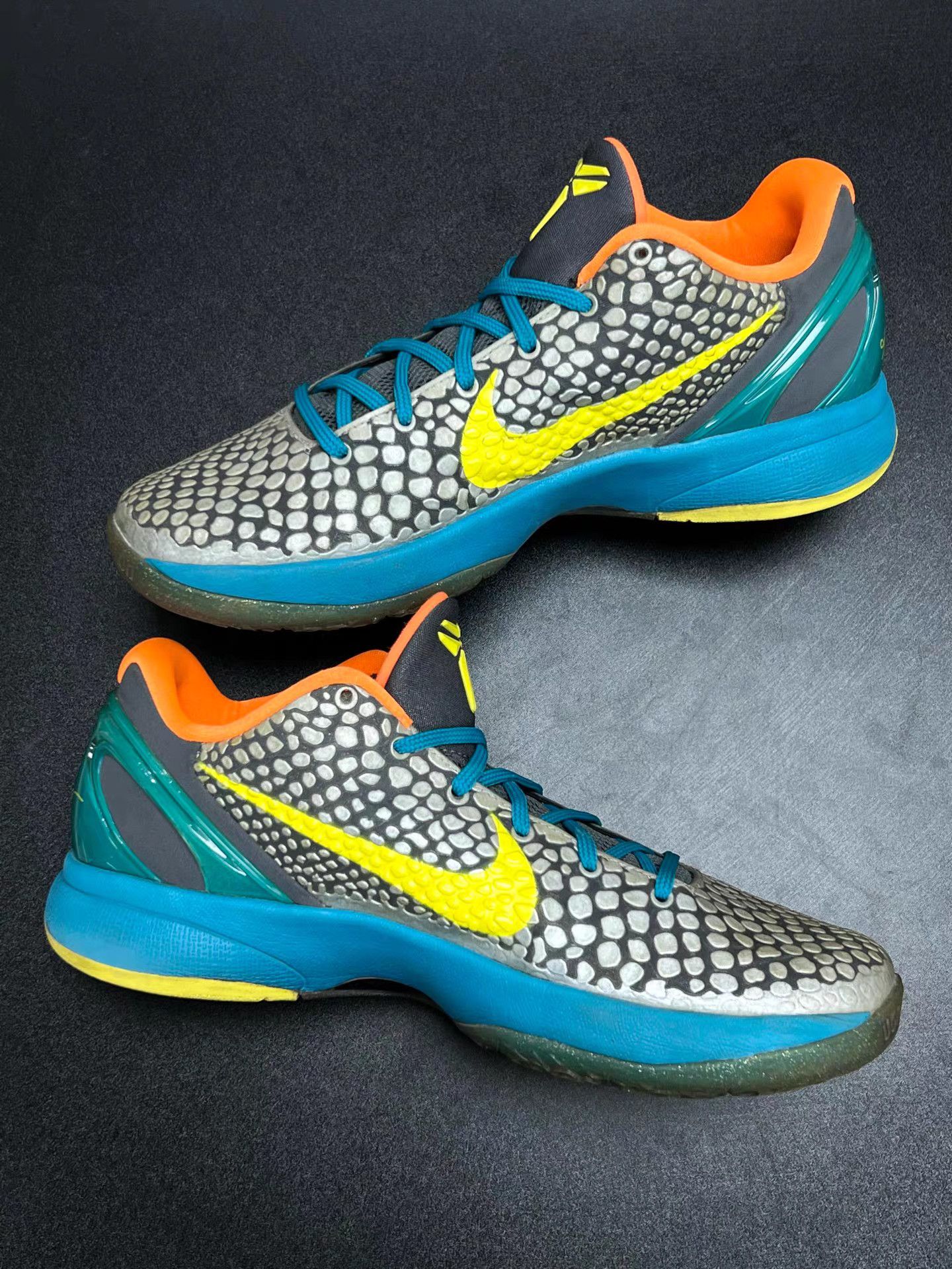 Nike NIKE ZK6 Kobe Helicopter Basketball Shoes K15 Size US 9 / EU 42 - 6 Thumbnail