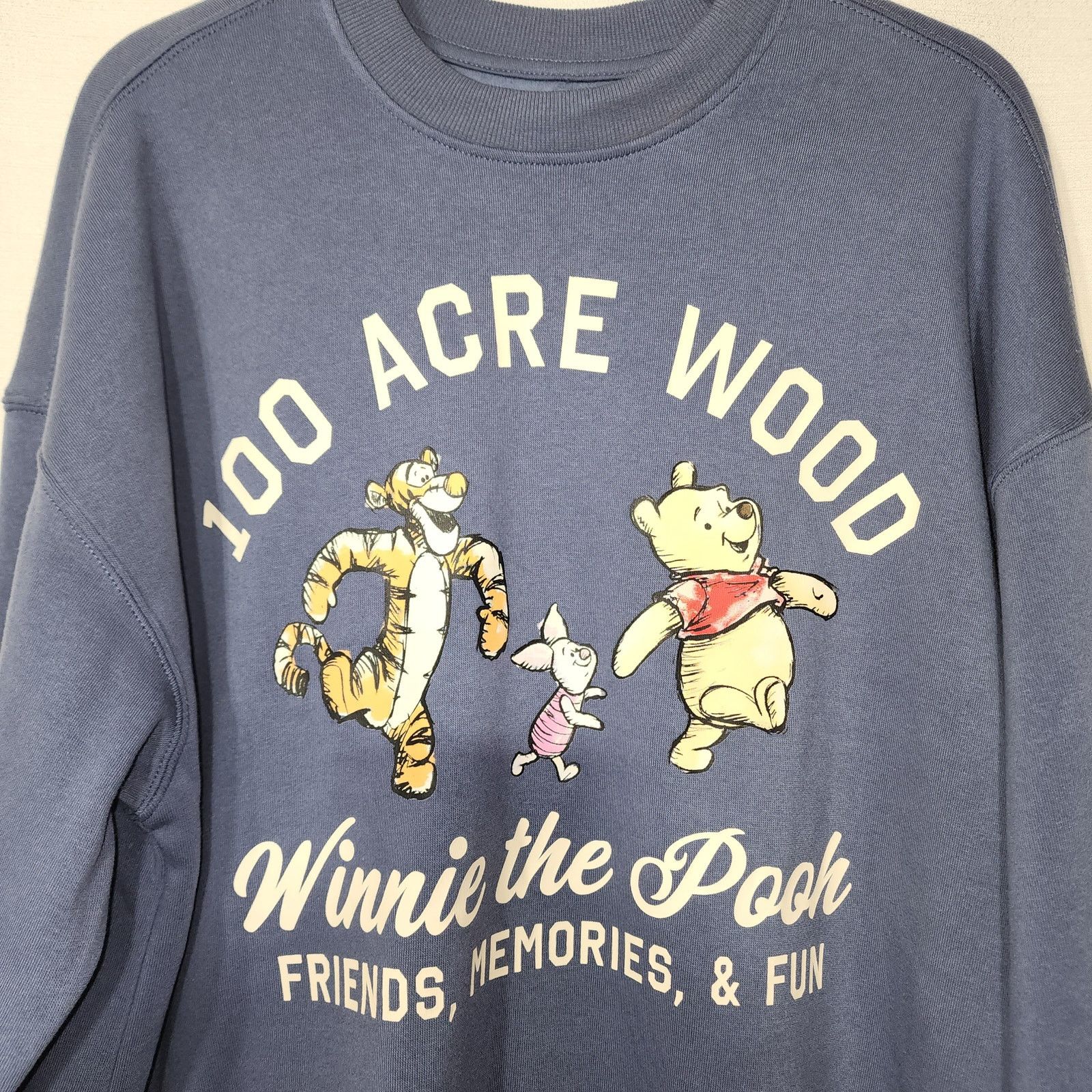 Disney Winnie the pooh and friends sweatshirt women's medium Size M / US 6-8 / IT 42-44 - 3 Thumbnail