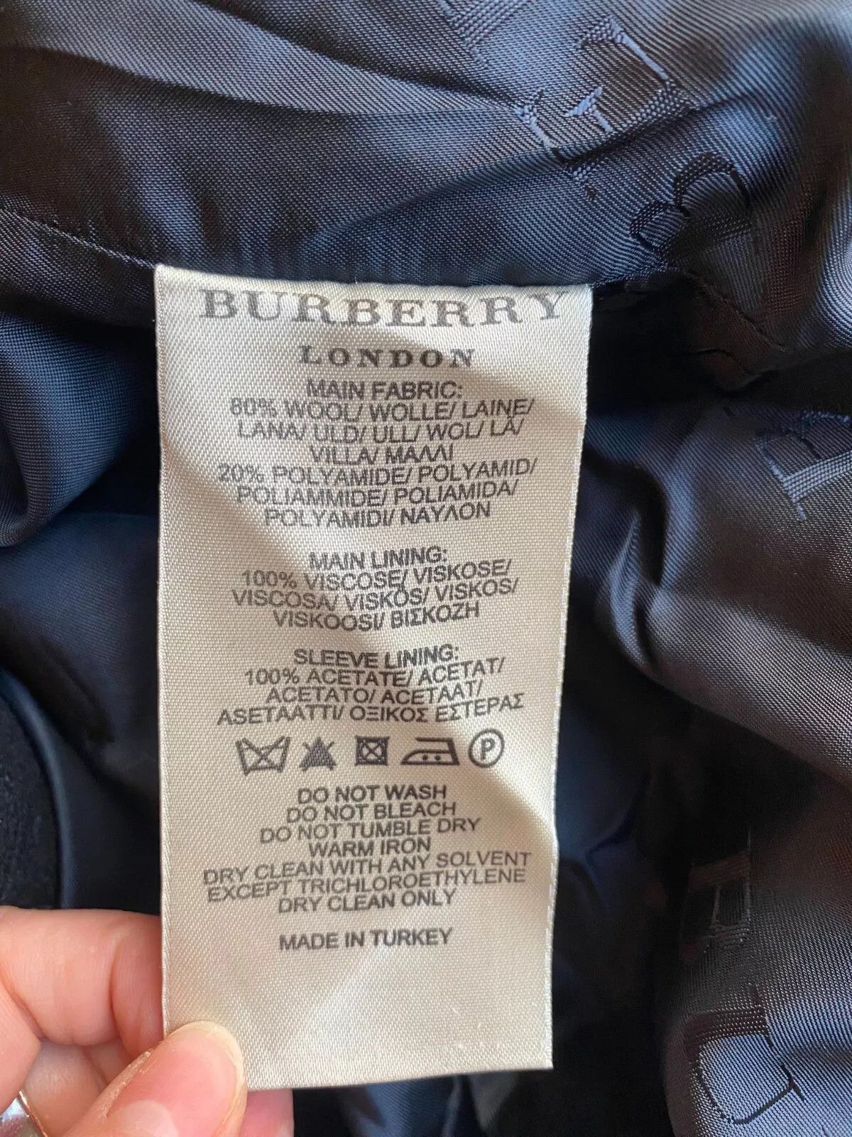 Burberry Burberry Black Wool Tailored Coat made and tailored in Italy Size US M / EU 48-50 / 2 - 6 Thumbnail