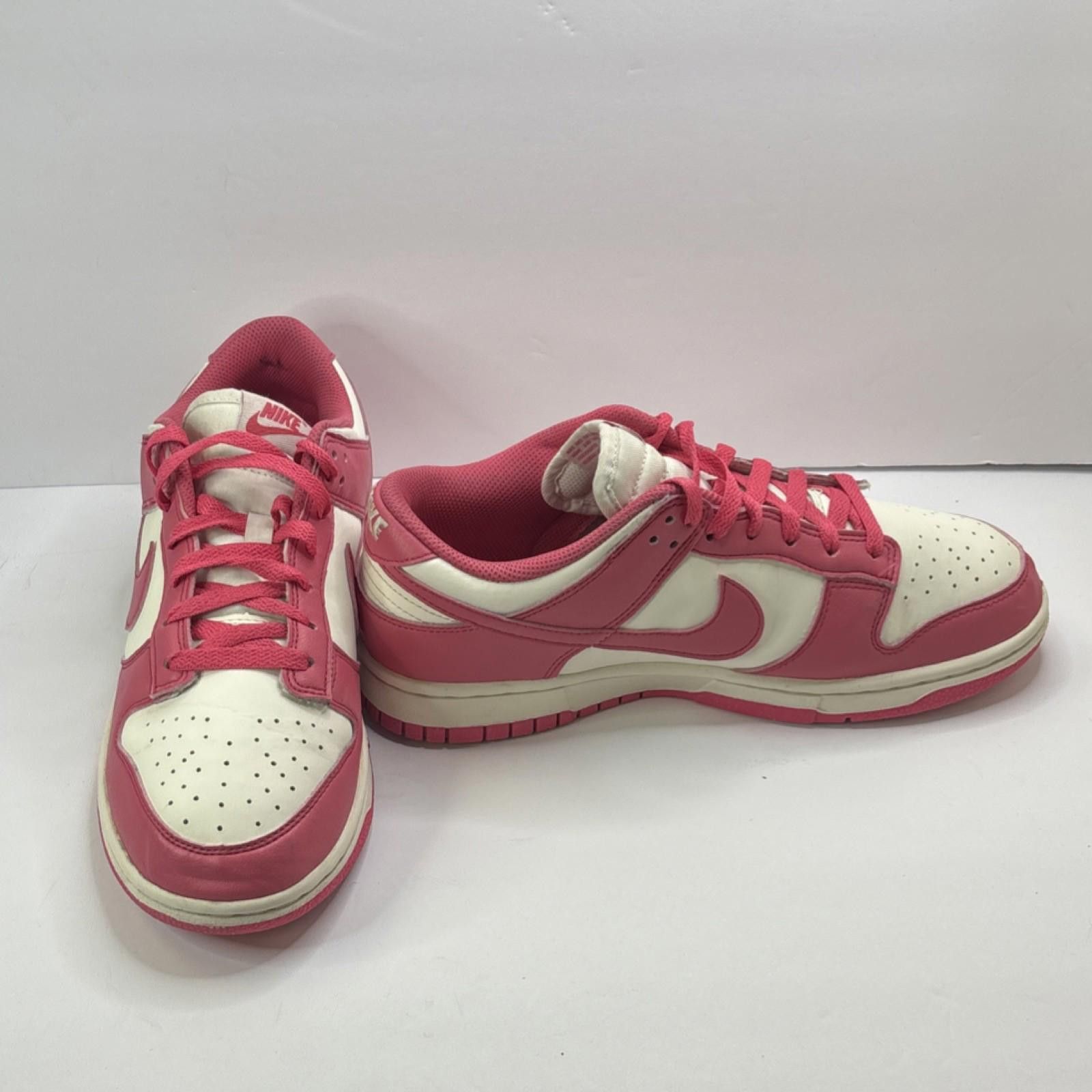 Nike Nike Dunk Low Aster Pink White Leather DD1873-600 Sneakers Size US 9.5 / IT 39.5 - 5 Thumbnail