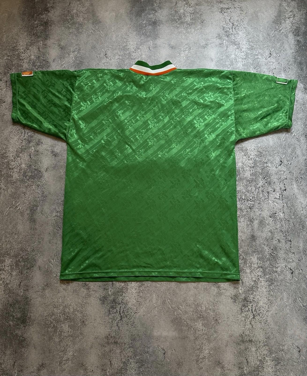 Adidas IRELAND 1994 HOME FOOTBALL SHIRT SOCCER JERSEY ADIDAS 42/44 Size US M / EU 48-50 / 2 - 9 Thumbnail