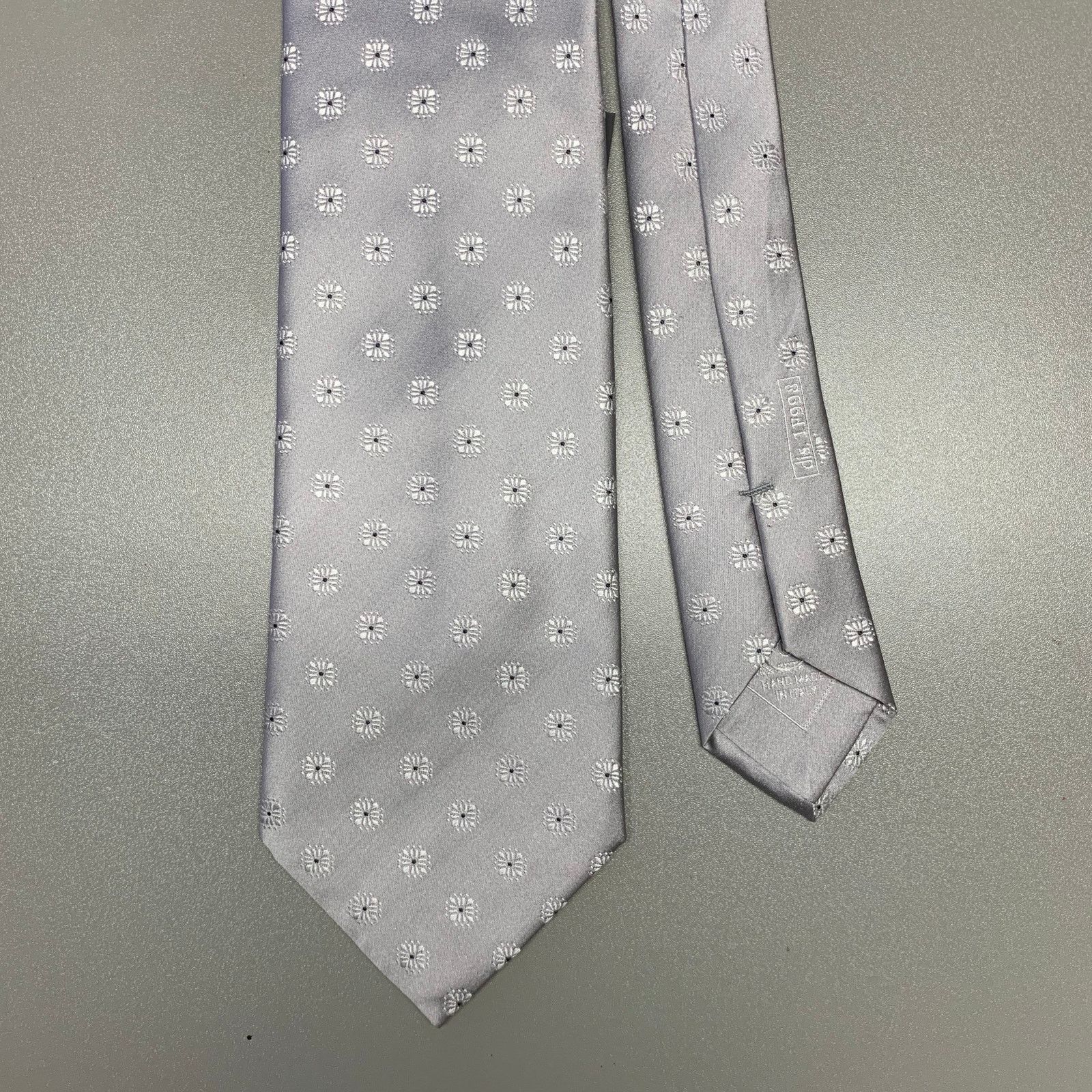 Brioni BRIONI Grey White Floral Silk Tie Size ONE SIZE - 1 Thumbnail