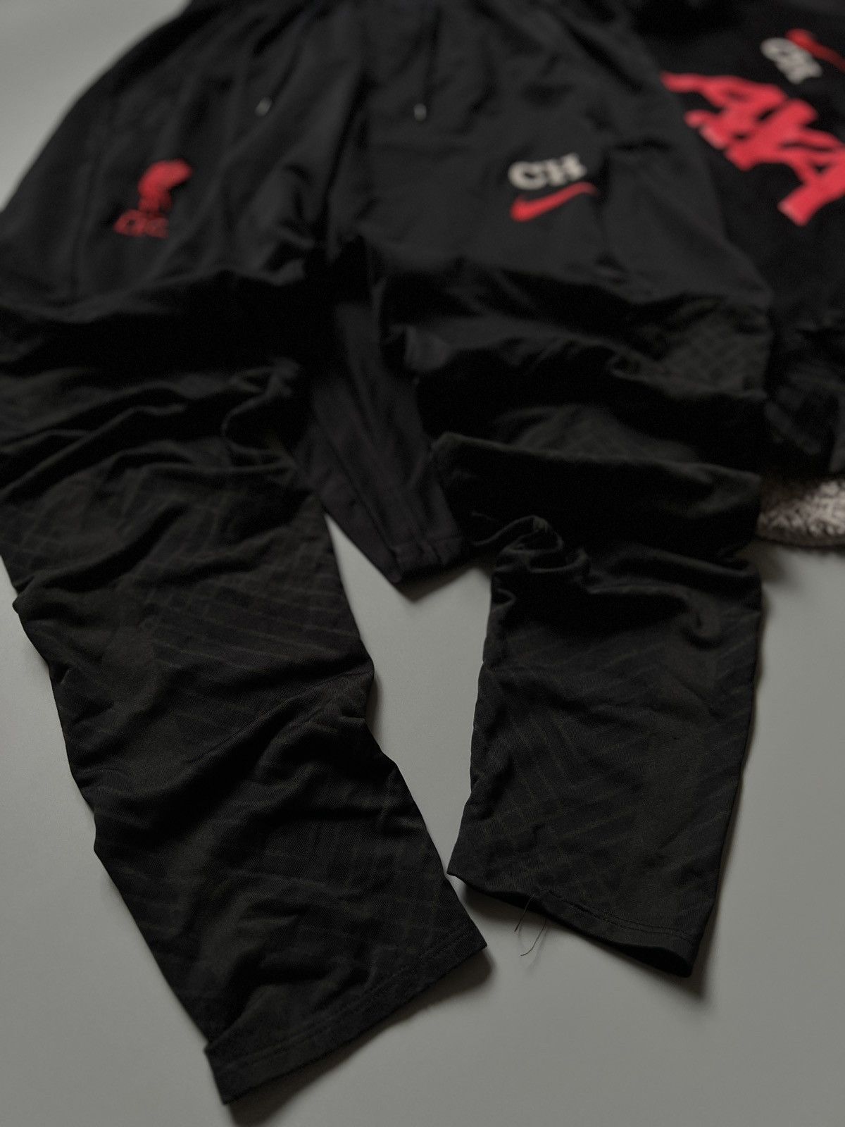Nike Nike FC Liverpool Football Tracksuit Size M Size US M / EU 48-50 / 2 - 5 Thumbnail