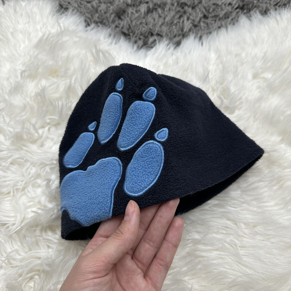 Jack Wolfskin Jack Wolfskin hat unisex Fleece Paw Beanie Hat Black/Blue Size ONE SIZE - 1 Thumbnail