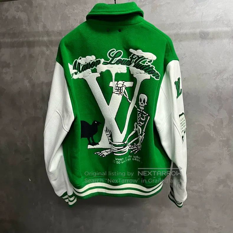 Louis Vuitton Louis Vuitton Green monogrammed, loose-fitting, long-sleev Size US L / EU 52-54 / 3 - 5 Thumbnail