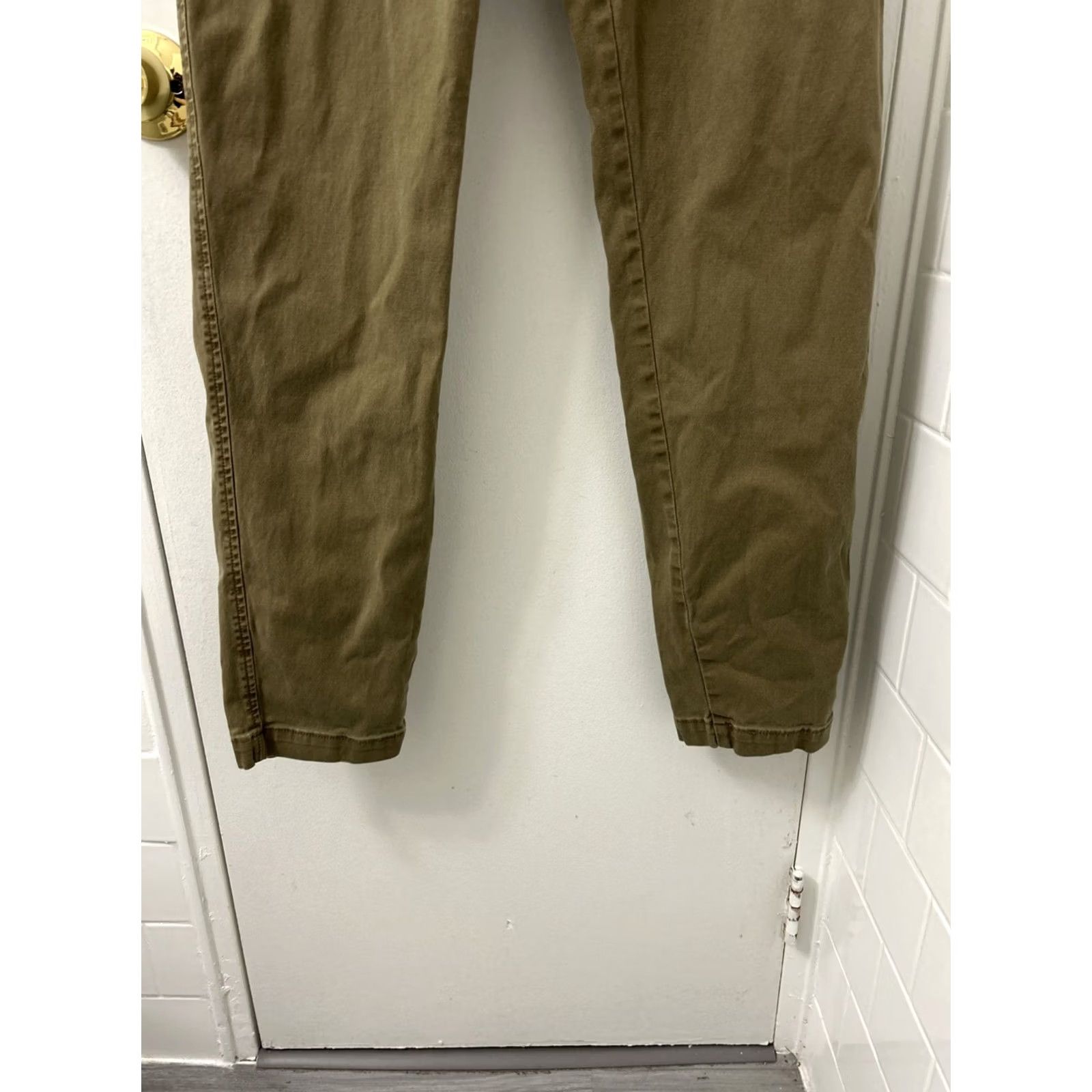Vintage VINTAGE Levis XX Chino Standard Taper Pants Mens 32x34 Brown Tan Pockets Khaki Size US 32 / EU 48 - 3 Thumbnail