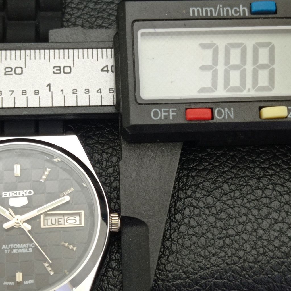 Seiko REFURBISHED VINTAGE SEIKO 5 AUTO JAPAN MENS WATCH a440215 Size 38 - 6 Thumbnail