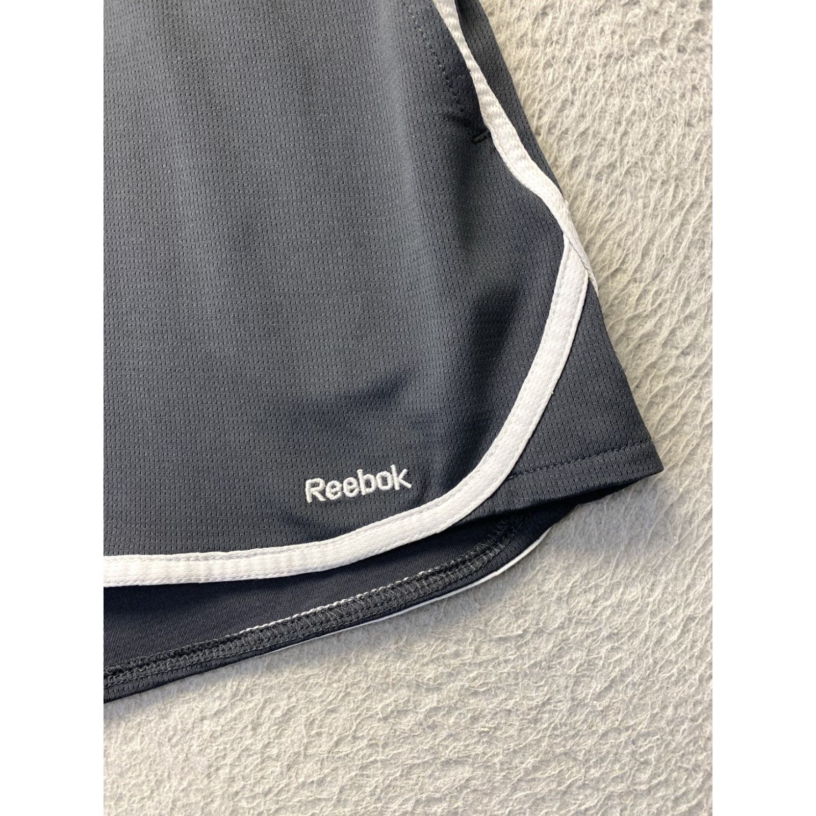 Reebok Reebok Shorts Women’s S Dark gray Running Gym Yoga Comfort 96-75 Size 28" / US 6 / IT 42 - 2 Thumbnail