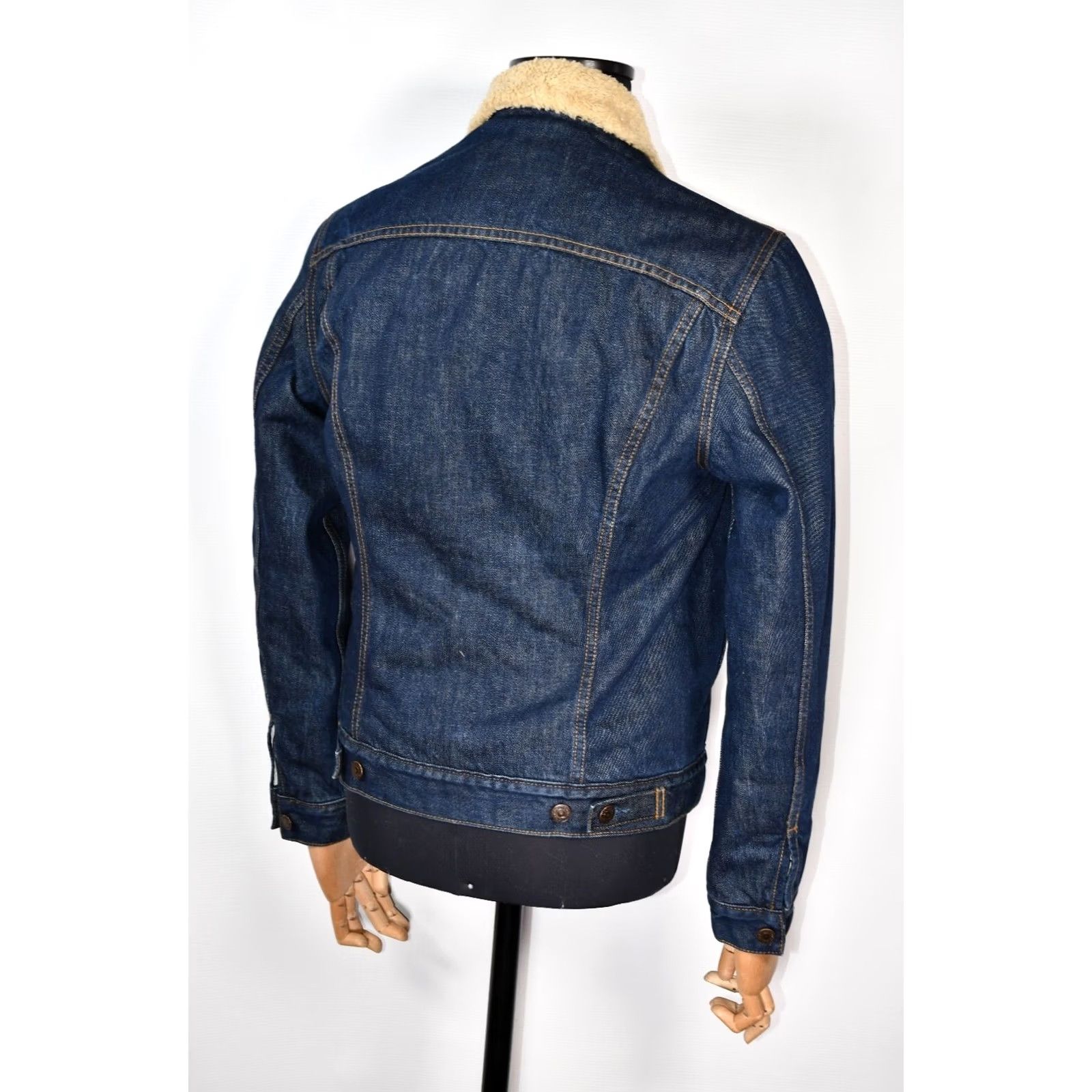 Levi's Levi's Jacket Denim Trucker 71500 M Men Blue Lined Sherpa Size M Denim Jacket Winter Fall Jeans Outer Shell Cotton Solid Button Casual 90s Size US M / EU 48-50 / 2 - 7 Thumbnail