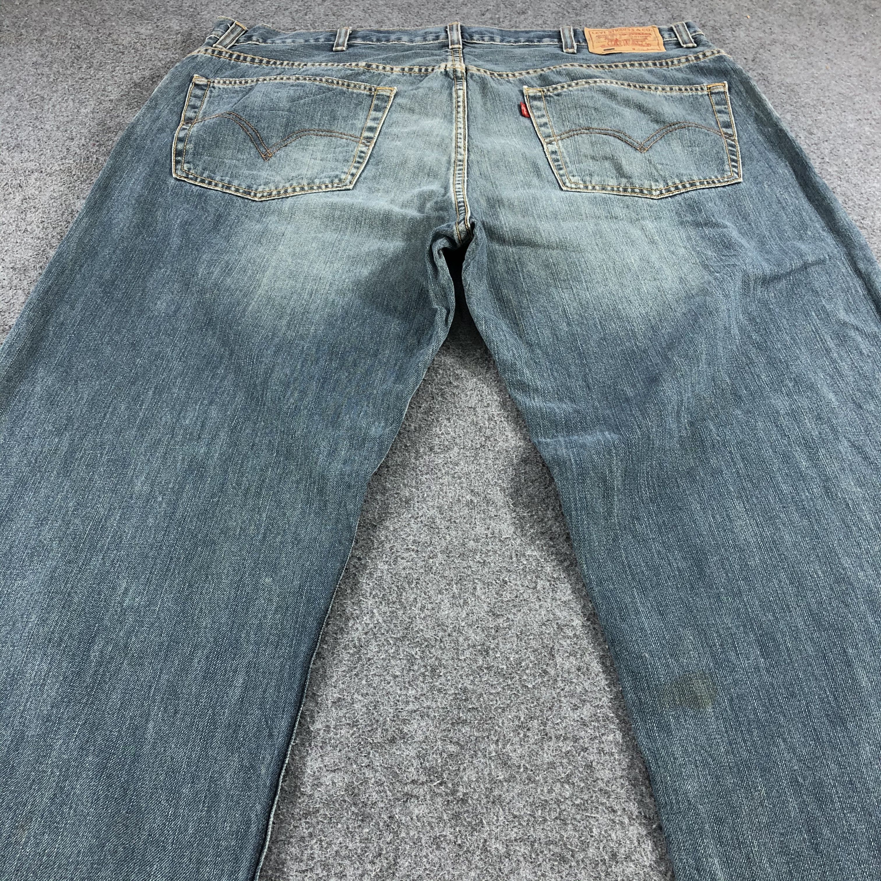 Levi's Vintage Mid blue Levis 559 Jeans-J1246 Size US 43 - 4 Thumbnail