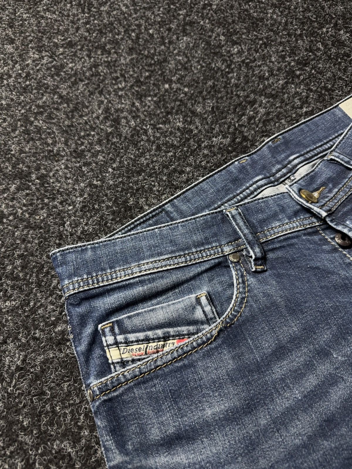 Diesel Luxury 00s Diesel Tepphar Slim Tapered Jeans Rock Y2K Denim Size US 30 / EU 46 - 9 Thumbnail