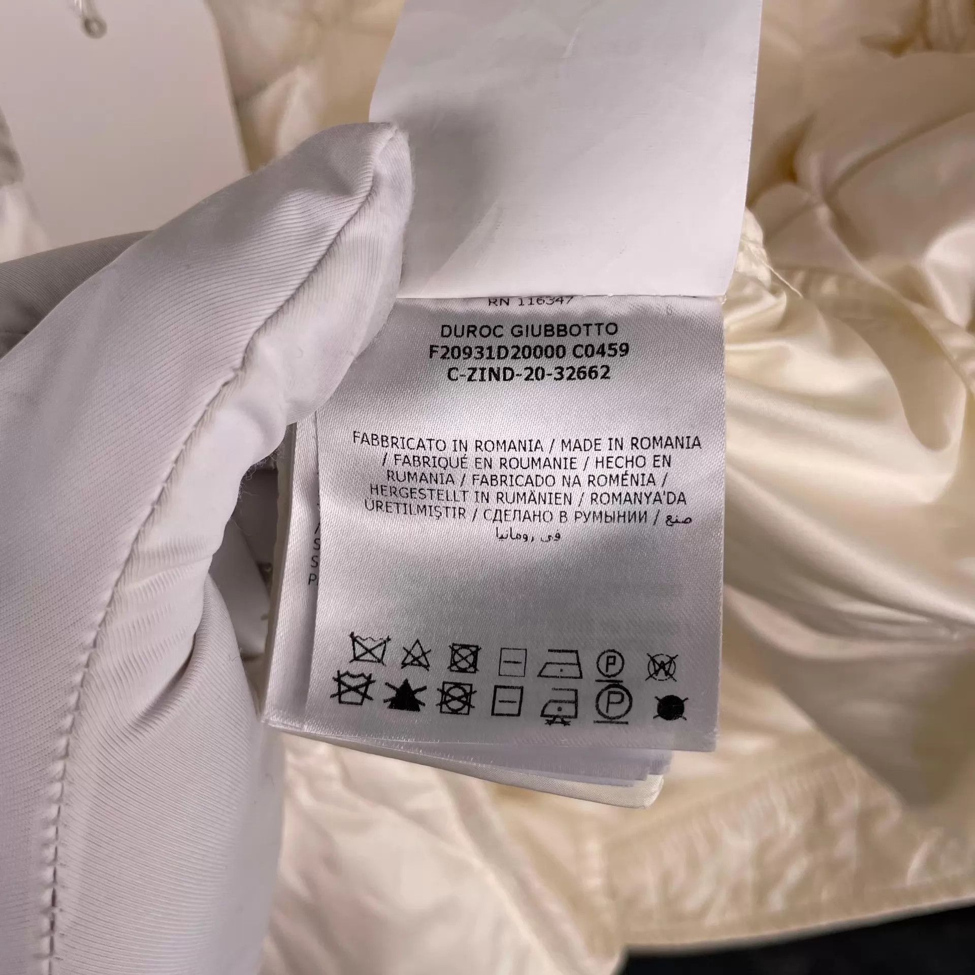 Moncler Moncler White Hooded Down Jacket 260504XJJ6F16 Size XS / US 0-2 / IT 36-38 - 6 Thumbnail
