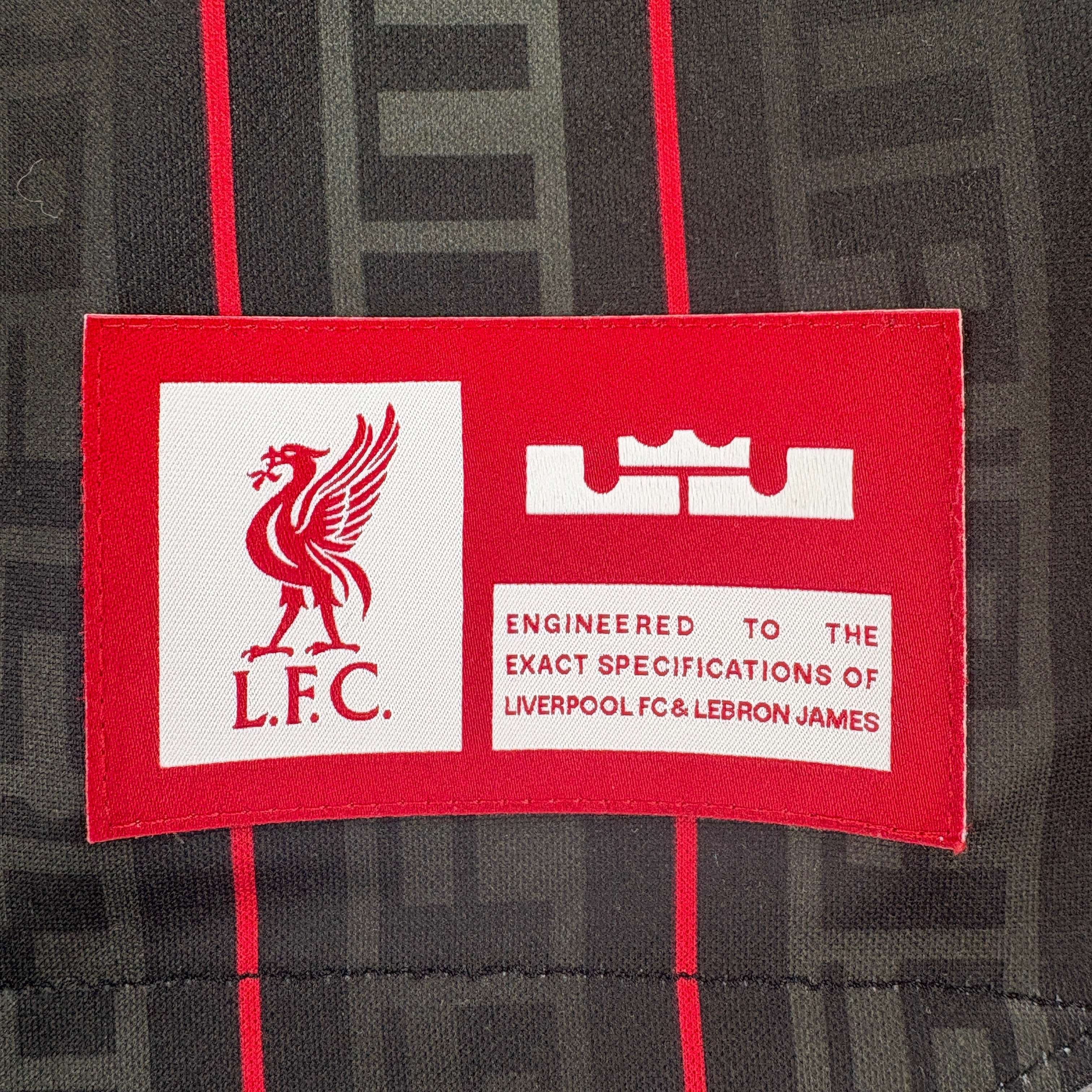 Nike Liverpool x LeBron 2023 Nike football jersey shirt size M Size US M / EU 48-50 / 2 - 6 Thumbnail