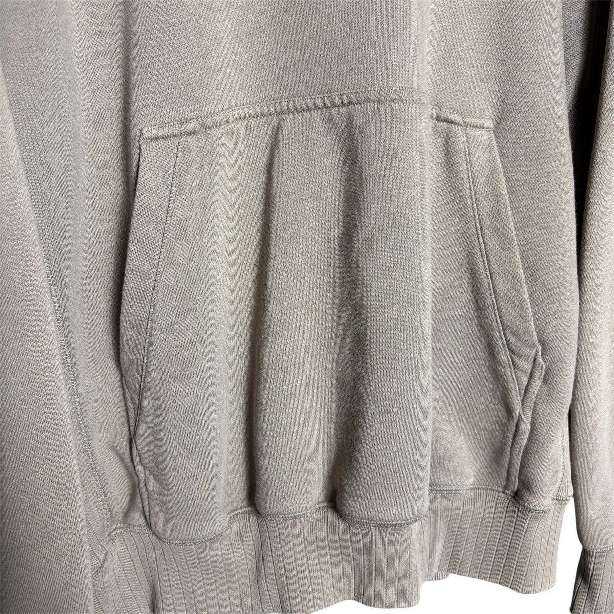 Nike × Vintage Vintage Nike Center Swoosh Hoodie Size US L / EU 52-54 / 3 - 12 Thumbnail