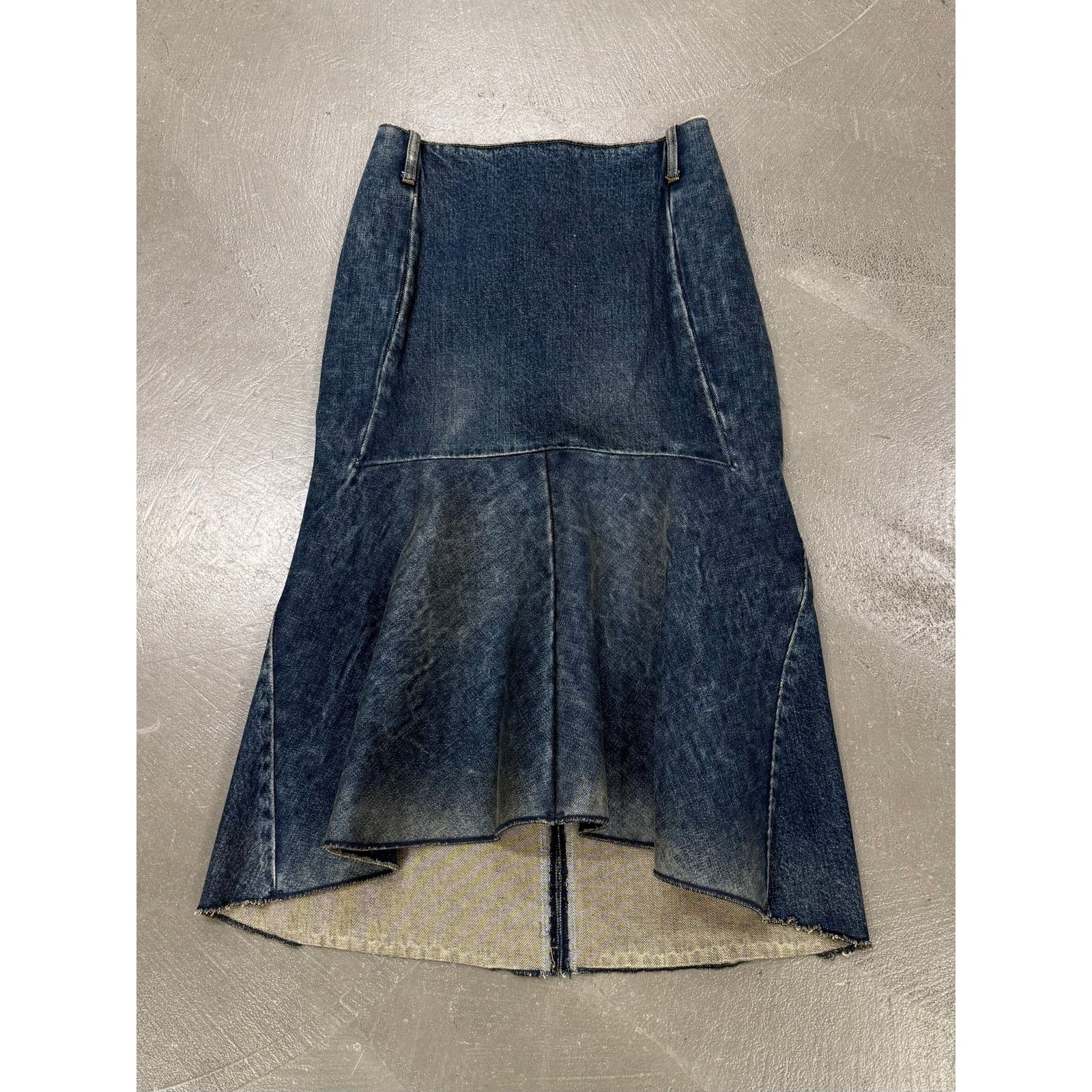 Balenciaga 2020 Balenciaga by Demna midi denim skirt Size 28" / US 6 / IT 42 - 2 Thumbnail