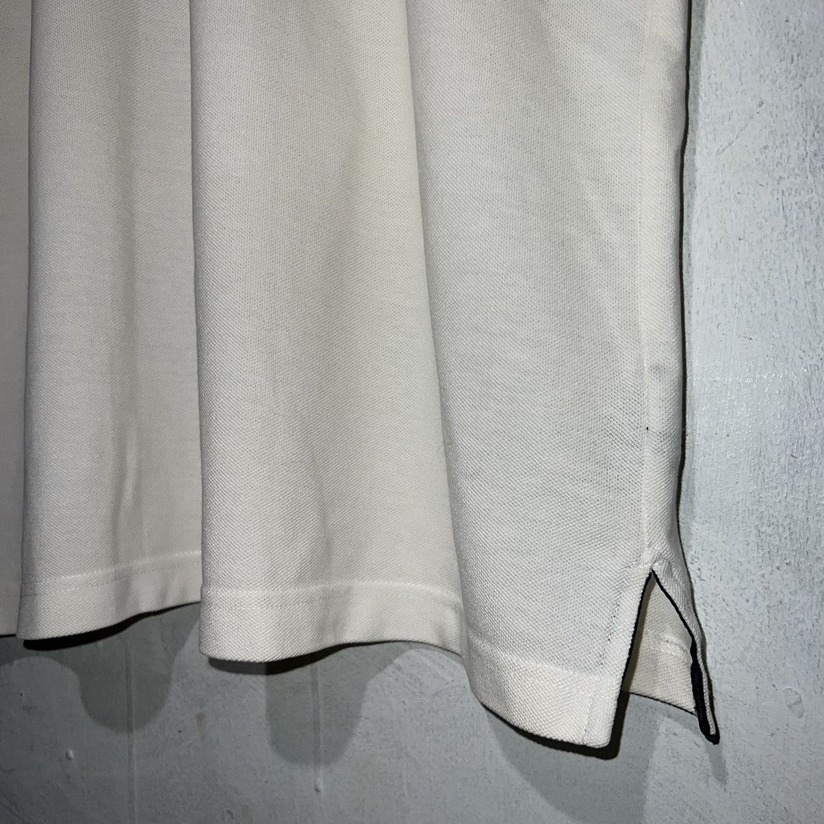 Tommy Hilfiger × Vintage Vintage Tommy Hilfiger athletic polo shirt large 22x32 Size US L / EU 52-54 / 3 - 5 Thumbnail