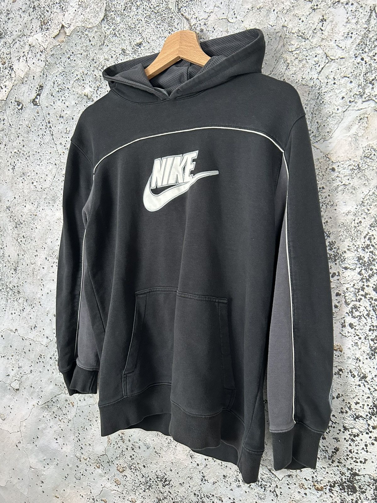 Nike Vintage Nike Y2K Swoosh Logo Hoodie Hype Drill Skate Size US S / EU 44-46 / 1 - 2 Thumbnail