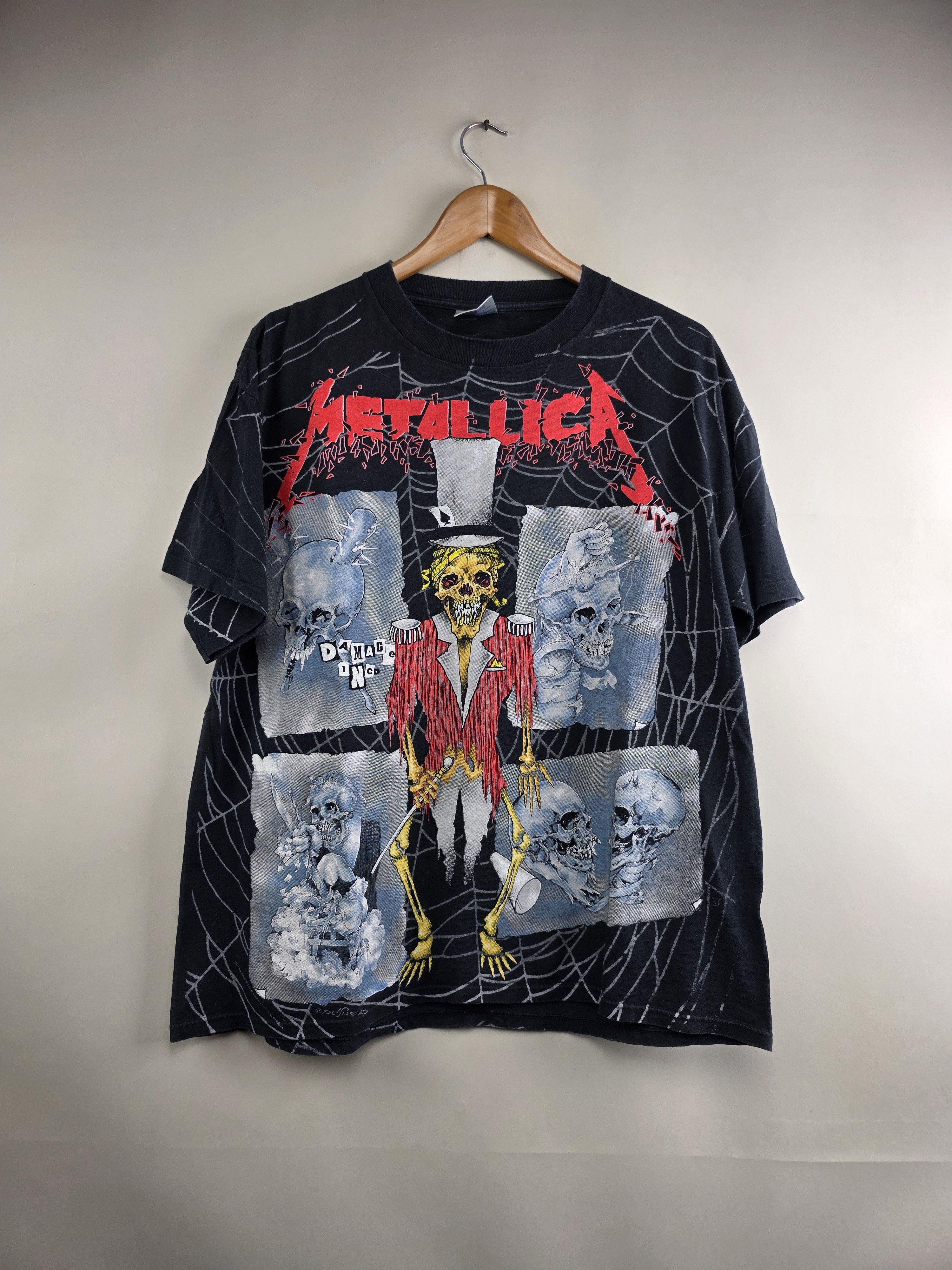 Band Tees × Metallica × Vintage 1992 Metallica Ringmaster XL 22.5" 27.5" Size US XL / EU 56 / 4 - 9 Thumbnail