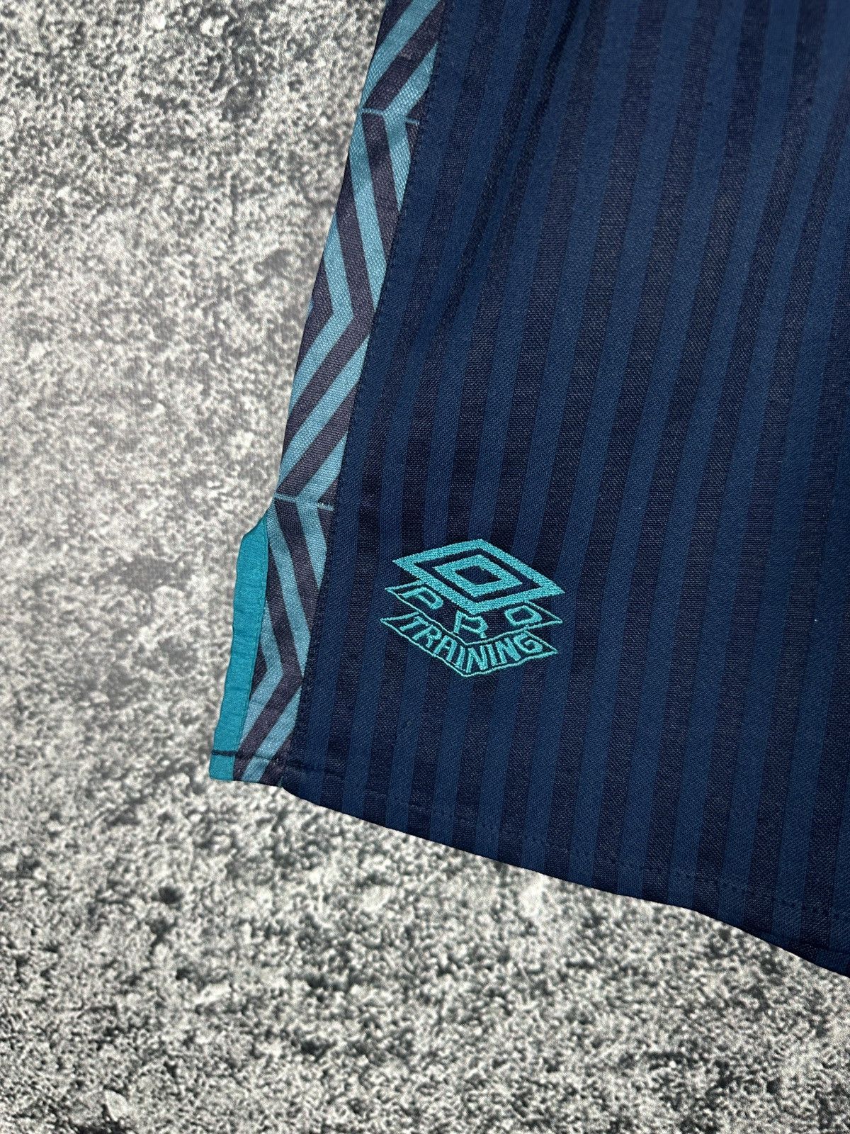 Umbro Men’s Vintage 90s Umbro Pro Training Soccer Shorts Size 40 Size US 40 / EU 56 - 5 Thumbnail