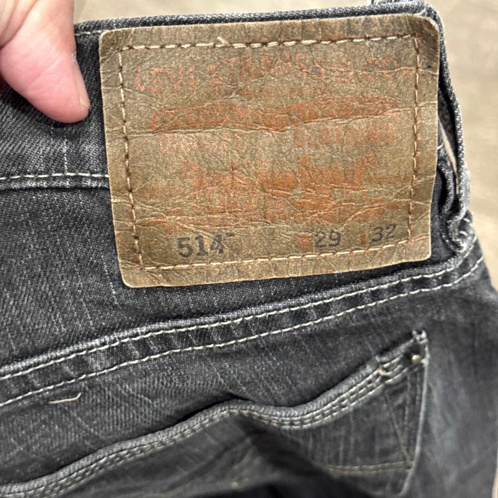 Levi's 514 Jeans Mens 29 Gray Denim Slim Straight Fit Regular Size 29 Mens Jeans Gray Straight Slimming Denim Slim Straight Men