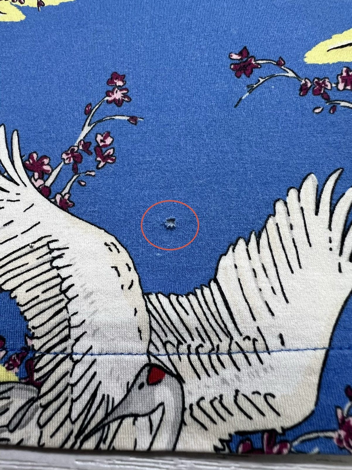 Louis Vuitton Louis Vuitton - Kim Jones - S/S 16’ Blue Crane T-Shirt Size US M / EU 48-50 / 2 - 13 Thumbnail