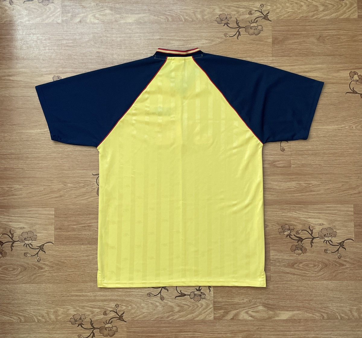 Vintage Arsenal JVC 1988-1989 Away Score Draw Yellow jersey t shirt Size US L / EU 52-54 / 3 - 11 Thumbnail