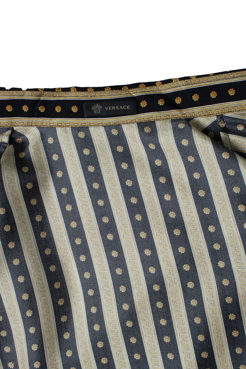 Versace Versace, Black and gold greca print shirt Size US S / EU 44-46 / 1 - 7 Thumbnail