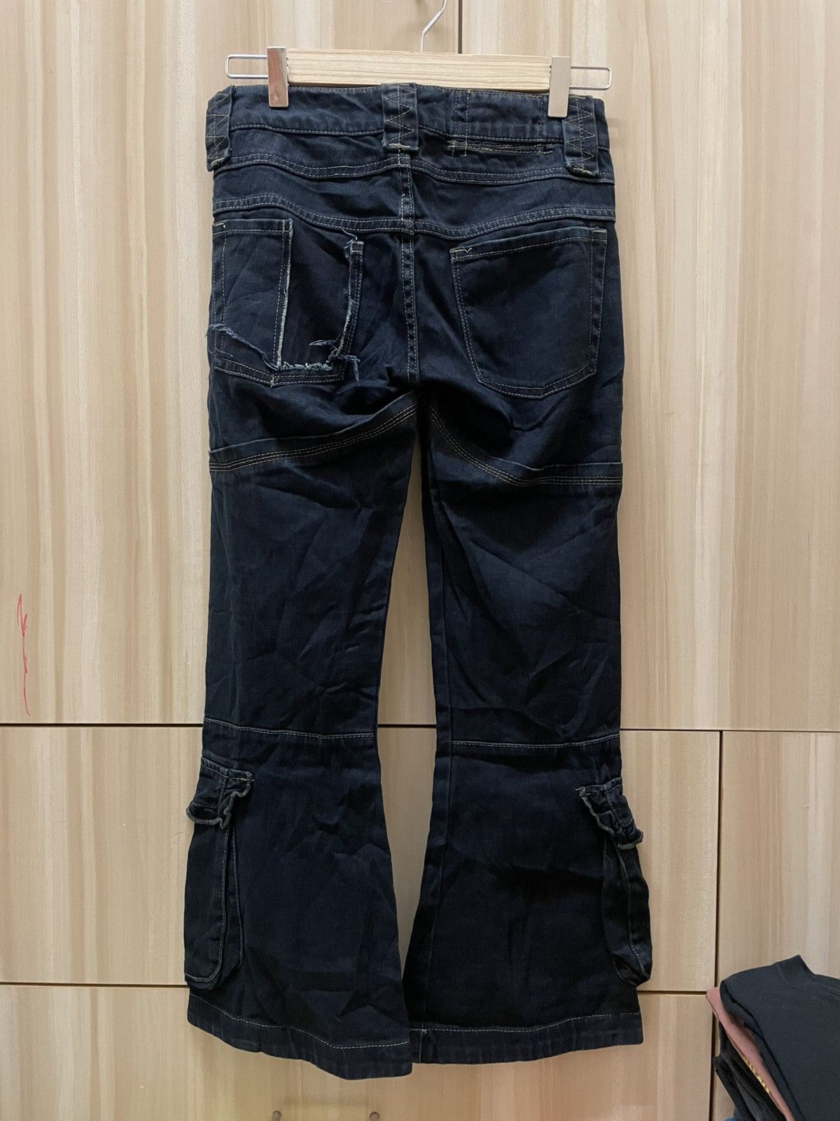 Marithe + Francois Girbaud MFG Y2K Cargo Flare Ankle Jeans Size 27" / US 4 / IT 40 - 5 Thumbnail