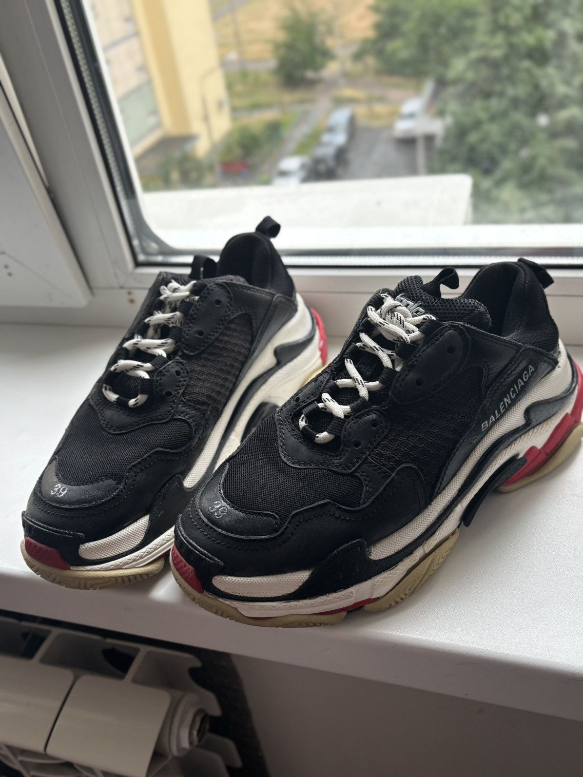 Balenciaga Balenciaga Triple S Size US 9 / IT 39 - 1 Thumbnail