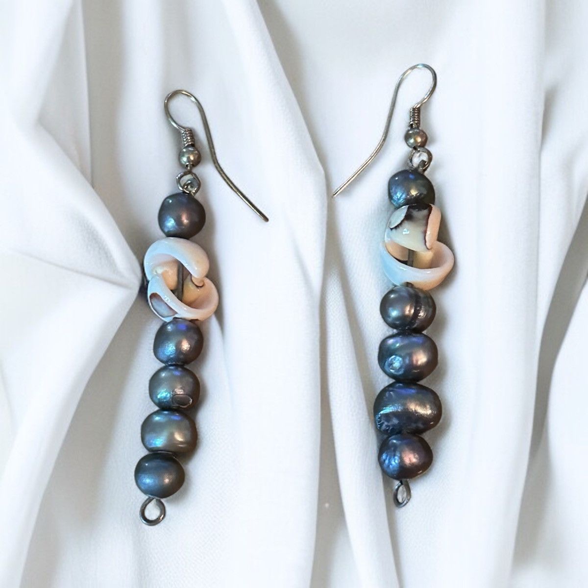 Other Gray freshwater pearl dangle earrings Size ONE SIZE - 1 Thumbnail