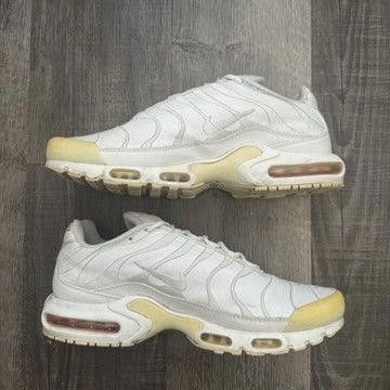 Nike NIKE • Air Max Plus "2018 Triple White" (13M) Size US 13 / EU 46 - 3 Thumbnail