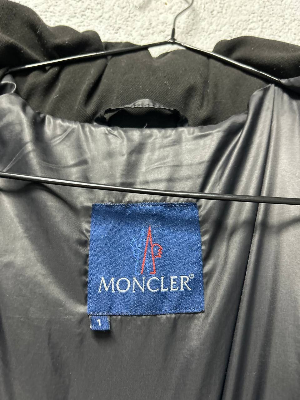 Moncler Moncler womens down jacket size 1 / S Size S / US 4 / IT 40 - 14 Thumbnail