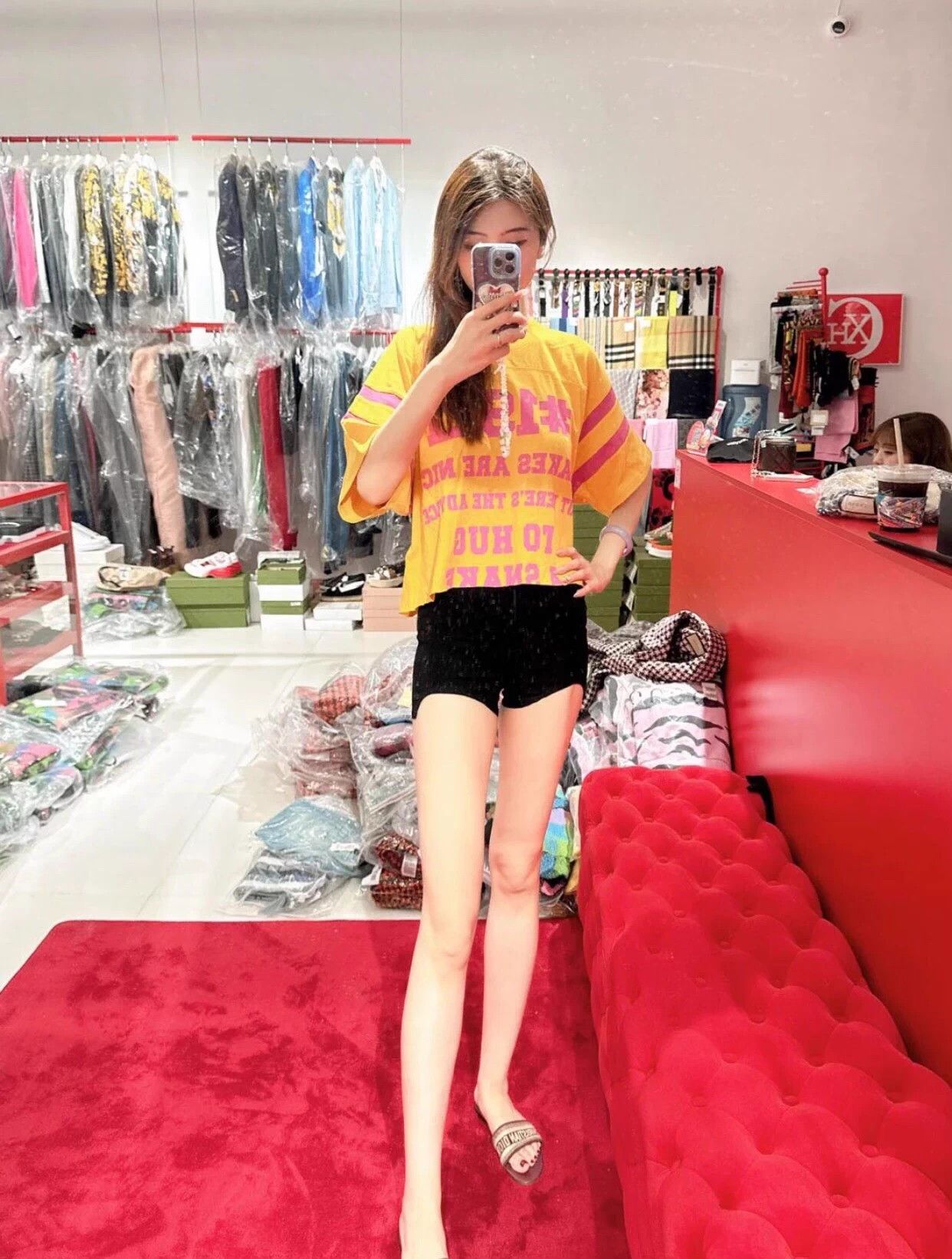 Gucci Gucci 1921 PinkLogo Yellow ShortSleeve Tee Women S Size S / US 4 / IT 40 - 2 Thumbnail