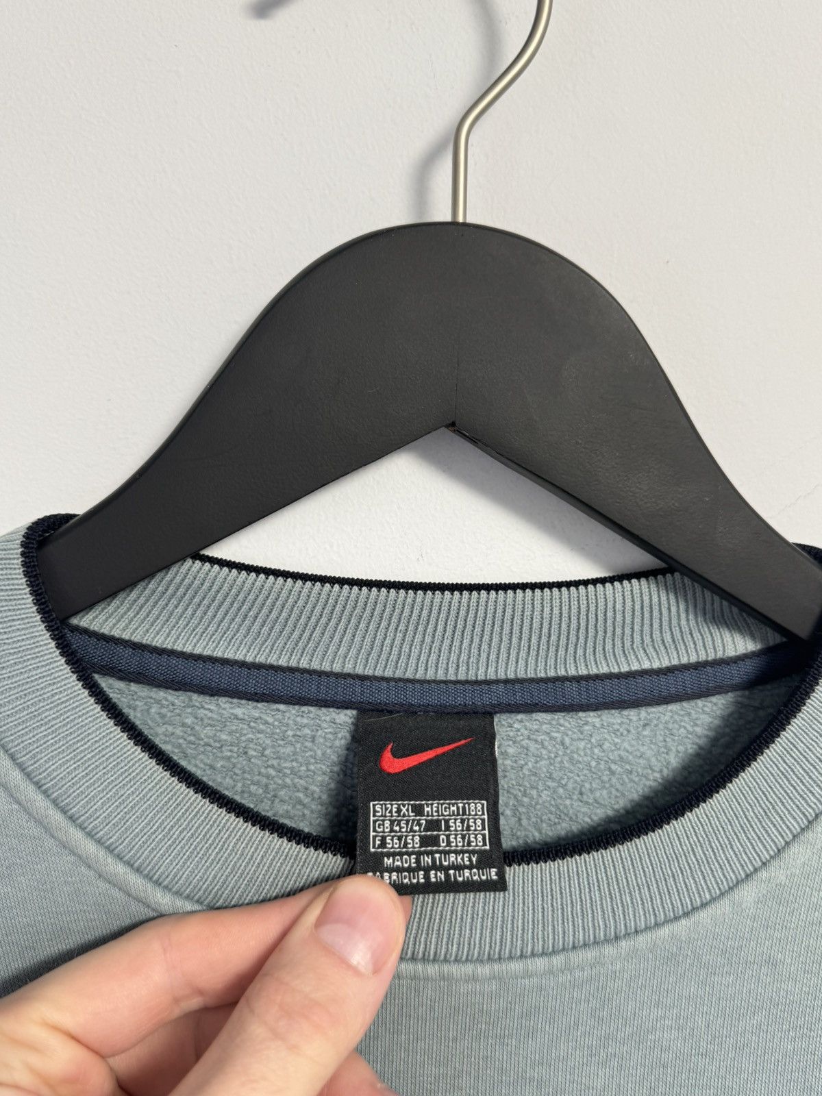 Nike Nike Sweatshirt 90’s Logo Athletic Y2K style hype Size US XL / EU 56 / 4 - 9 Thumbnail